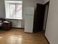 1-комнатная квартира, 38 м², 1/3 этаж посуточно, мкр Новый Город, Терешкова 37 — Рядом политех за 10 000 〒 в Караганде, Казыбек би р-н — фото 3