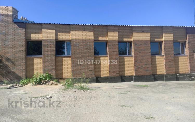 Свободное назначение · 300 м² за 360 000 ₸ в Караганде, Казыбек би р-н — фото 2