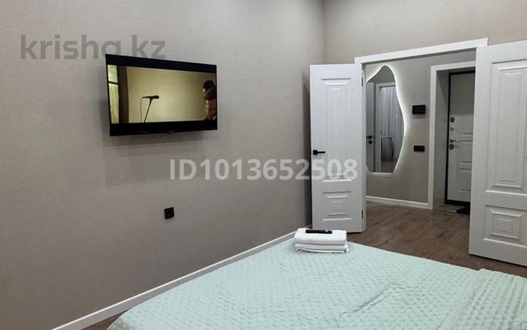 2-комнатная квартира · 40 м² · 7/10 этаж, Бауржан Момшулы 15/2 — Ашимова за 18 000 ₸ в Караганде, Казыбек би р-н — фото 2