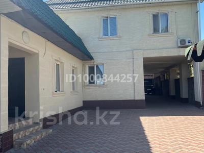 Жеке үй · 5 бөлме · 240 м² · 7 сот., мкр Нур Алатау 22 — Бериктас, бағасы: 188 млн ₸ в Алматы, Бостандыкский р-н