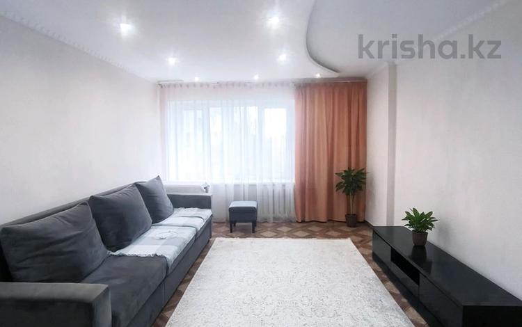 3-комнатная квартира · 65.5 м² · 5/9 этаж, Абая 115 за 21.7 млн ₸ в Уральске — фото 2