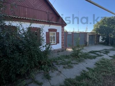 Отдельный дом · 3 комнаты · 65.2 м² · 7.8 сот., Партизанская 29 — 2 рабочий за 18 млн 〒 в Уральске