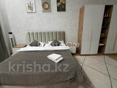 2-комнатная квартира · 60 м² · 1/13 этаж, Розыбакиева 211/4 за 22 000 ₸ в Алматы, Бостандыкский р-н