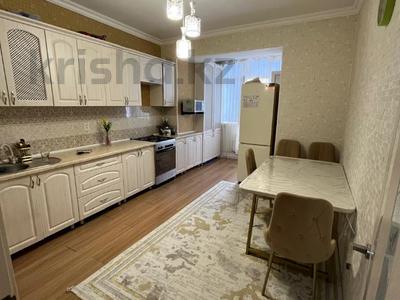 Пәтерлер в Актюбинской обл.: 2-бөлмелі пәтер · 90 м² · 5/5 қабат, Тауелсиздик, бағасы: 26.5 млн 〒 2-бөлмелі пәтер · 90 м² · 5/5 қабат, Тауелсиздик, бағасы: 26.5 млн 〒 в Актобе