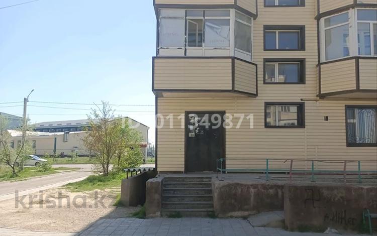 2-бөлмелі пәтер · 74.3 м² · 3/5 қабат, мкр Байтерек 36 — Возле 3 лицей 66 школы, бағасы: 14.1 млн ₸ в Таразе — фото 2