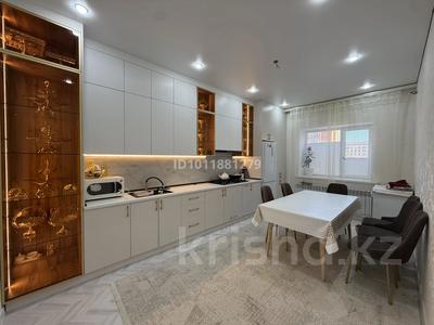3-комнатная квартира · 125 м² · 1/5 этаж, мкр. Алтын орда 228/3 — Возле гараж за 60 млн ₸ в Актобе
