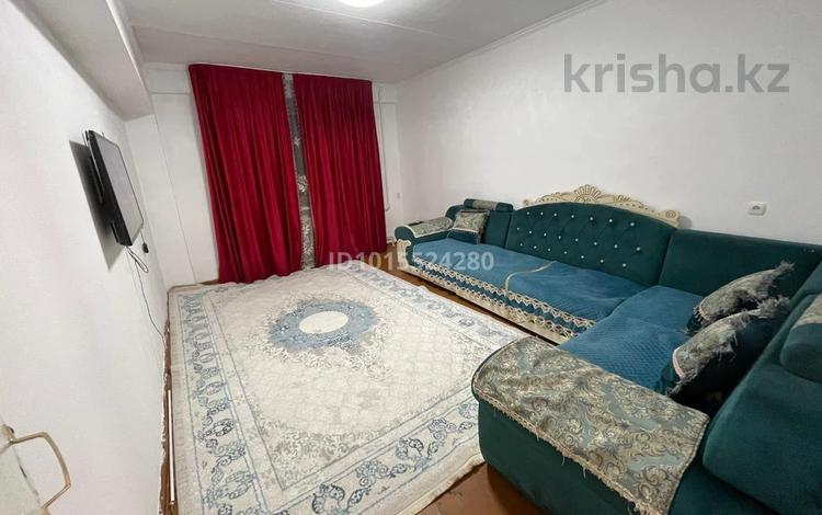 3-комнатная квартира · 63 м² · 4/5 этаж, мкр 13-й военный городок 20в — Напротив 32-й школы за 230 000 ₸ в Алматы, Турксибский р-н — фото 2