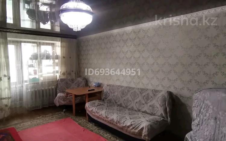 2-комнатная квартира, 47 м², 3/5 этаж, 9 площадка 18 за 15 млн 〒 в Талдыкоргане, мкр военный городок Жулдыз — фото 2