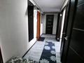 2-бөлмелі пәтер, 60 м², 5/9 қабат тәулігіне, Шакарима 14 — Дулатова, бағасы: 17 000 〒 в Семее — фото 4