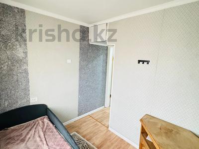 3-комнатная квартира · 60 м² · 5/5 этаж, мкр Аксай-2 55 за 39 млн ₸ в Алматы, Ауэзовский р-н
