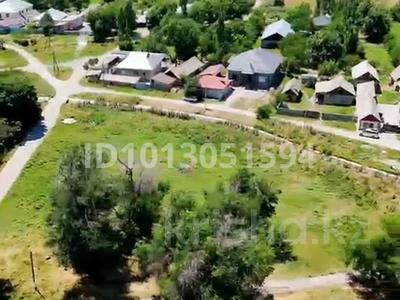 Жер телімі · 46 сотық, Елтай Дүйсенбаев 199 — Тастұмсық ауылы, бағасы: 40 млн ₸ в им. Турара рыскуловой