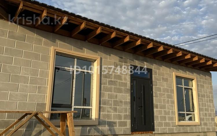 Отдельный дом · 3 комнаты · 70 м² · 8 сот., Шанырак 406 за 15 млн ₸ в Таразе — фото 2