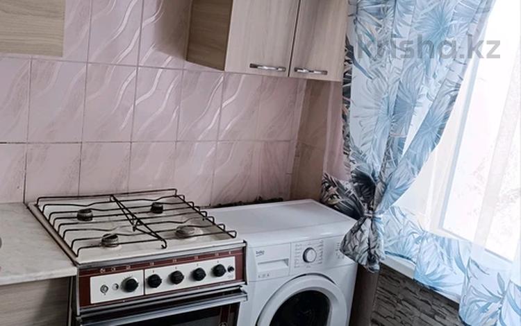 1-бөлмелі пәтер · 38 м² · 5/5 қабат, Айнабұлақ-3 ш/а. 114, бағасы: 12 000 ₸ в Алматы, Жетысуский р-н — фото 6