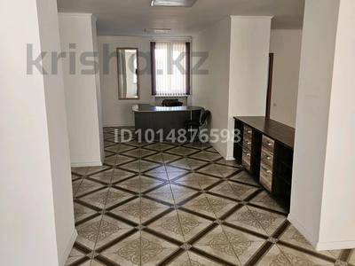 Кеңселер · 80 м², бағасы: 350 000 ₸ в Семее