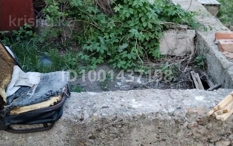 Дача · 1 комната · 10 м² · 8 сот., С/о Родник 108 за 1.2 млн ₸ в Усть-Каменогорске, Ахмирово — фото 2