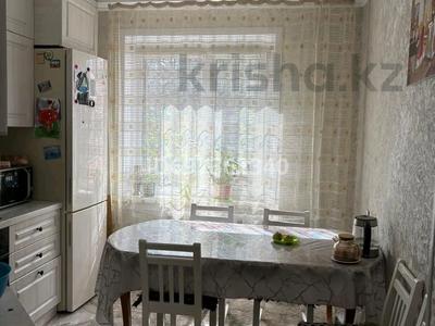 4-комнатная квартира, 80 м², 1/9 этаж, мкр Юго-Восток, мкр Юго-Восток, мкр Степной 4 25 за 32 млн 〒 в Караганде, Казыбек би р-н