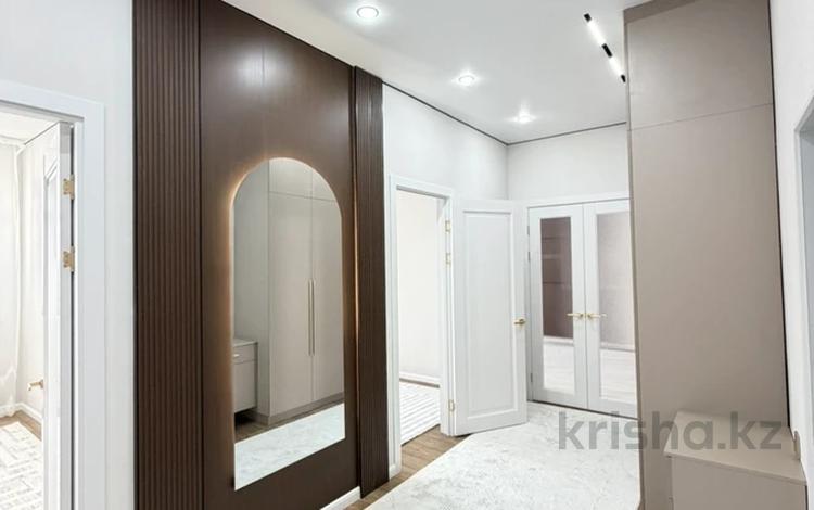 2-комнатная квартира · 78.9 м² · 8/8 этаж, 32А мкр 4 за 28.5 млн ₸ в Актау — фото 2