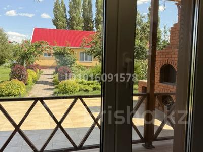 Отдельный дом · 5 комнат · 174.1 м² · 16.4 сот., Достык за 100 млн ₸ в Уральске