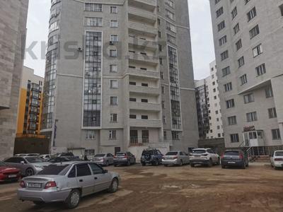 3-комнатная квартира, 90 м², 7/12 этаж, Момышулы 2/4А за 27.5 млн 〒 в Астане, Алматы р-н