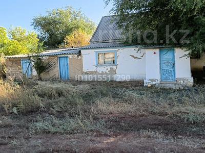 Отдельный дом · 3 комнаты · 58 м² · 20 сот., Тауелсиздик за 5 млн ₸ в Алге