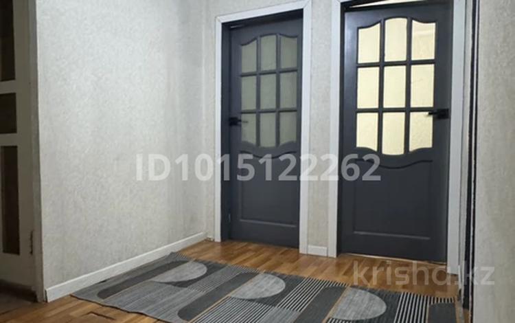 3-бөлмелі пәтер · 64 м² · 1/5 қабат, Айнабұлақ-2 ш/а. 49 — Рядом есть детсады и школы 137, 118, бағасы: 56 млн ₸ в Алматы, Жетысуский р-н — фото 2