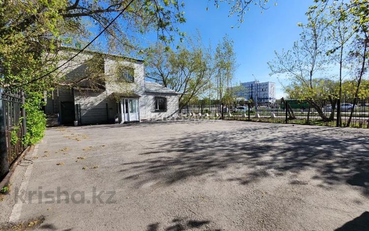 Офисы, кабинеты и рабочие места · 160 м² за 950 000 ₸ в Темиртау — фото 2