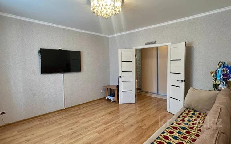 2-бөлмелі пәтер · 57 м² · 5/8 қабат, Чингиз Айтматов 29а, бағасы: 28 млн ₸ в Астане, Нура р-н — фото 2