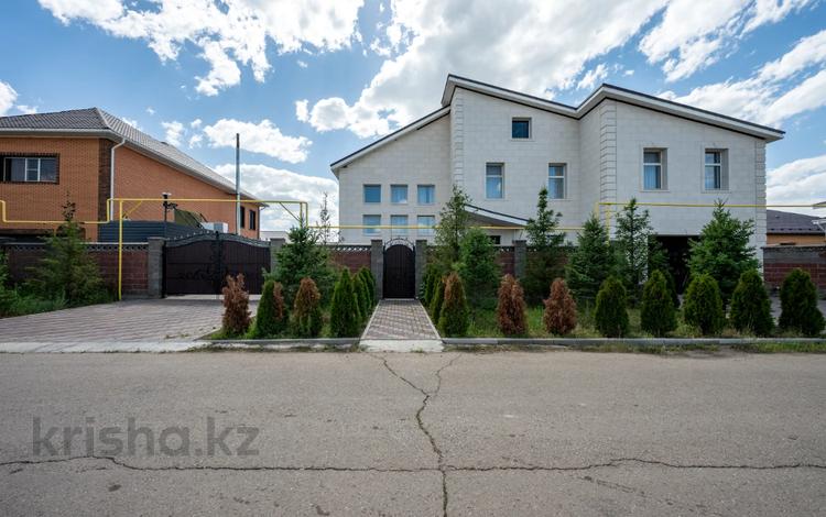 Отдельный дом · 4 комнаты · 345.1 м² · 10 сот., мкр Уркер за 149 млн ₸ в Астане, Нура р-н — фото 50