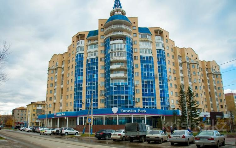 5-бөлмелі пәтер · 220 м² · 8/12 қабат, Момышулы 62, бағасы: 100 млн ₸ в Кокшетау — фото 2