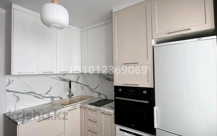1-комнатная квартира · 35.3 м² · 3/5 этаж, Кабанбай батыра 105 за 18.5 млн ₸ в Астане, Есильский р-н — фото 2