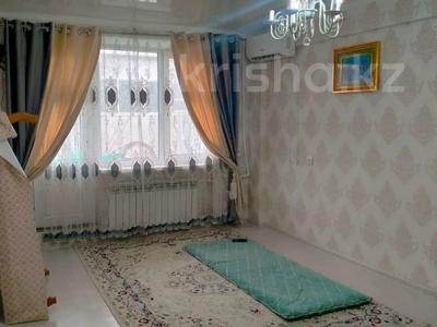 2-бөлмелі пәтер, 46 м², 3/5 қабат, пгт Балыкши, Каршымбай Ахмедияров 20, бағасы: 13.5 млн 〒 в Атырау, пгт Балыкши