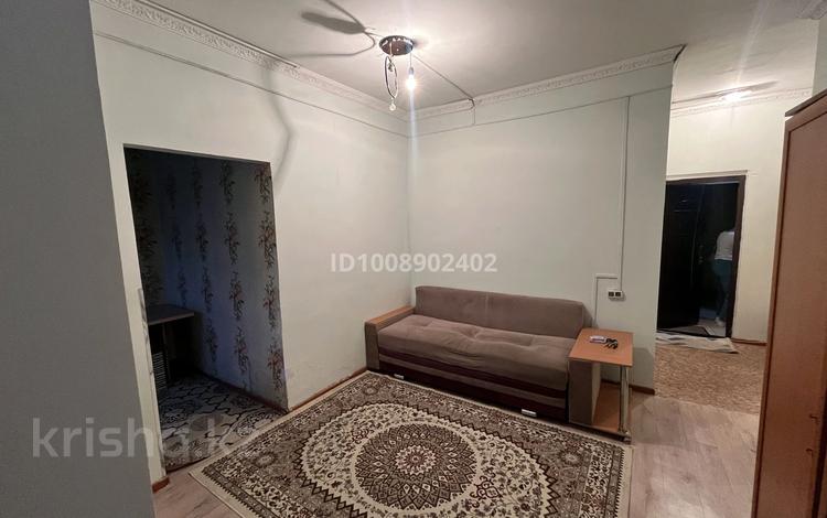 1-комнатная квартира · 27 м² · 3/4 этаж, мкр Кокжиек 58а за 130 000 ₸ в Алматы, Жетысуский р-н — фото 4