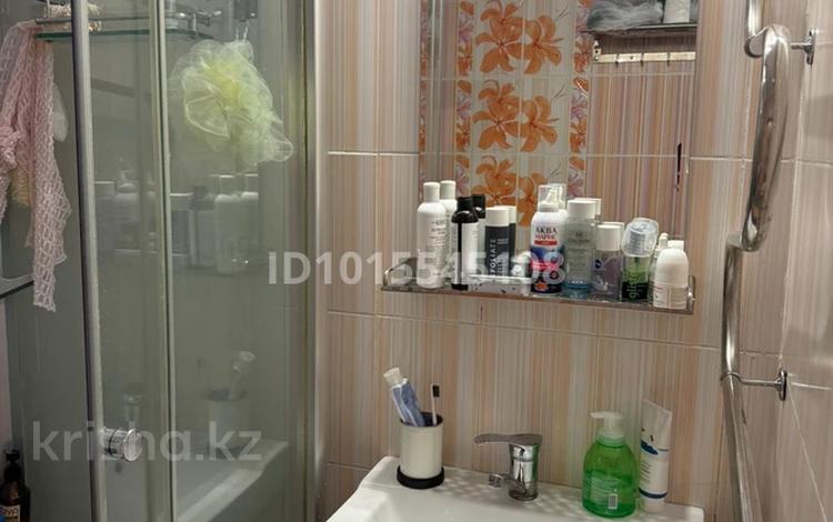 1-комнатная квартира · 43 м² · 2/5 этаж, мкр Самал-3, Достык 113 — Жамал Омарова за 250 000 ₸ в Алматы, Медеуский р-н — фото 2