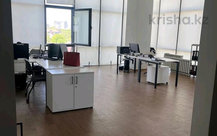 Офисы · 75 м² за 750 000 ₸ в Алматы, Медеуский р-н — фото 2