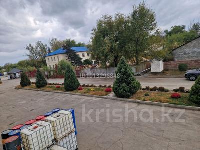 Өнеркәсіптік база · 250 сотық, Жерұйық 188 — Ул.Жерұйық угол ул. Батталханова, бағасы: 9.5 млн ₸ в 
