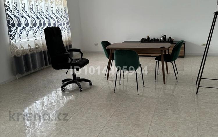 Свободное назначение · 151.5 м² за 450 000 ₸ в Актобе, мкр. Алтын орда — фото 7
