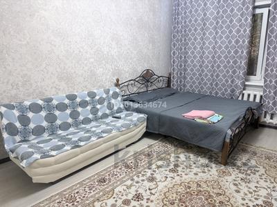 1-комнатная квартира · 48 м² · 1/5 этаж, Сейфуллина — Макатаева за 3 000 ₸ в Алматы