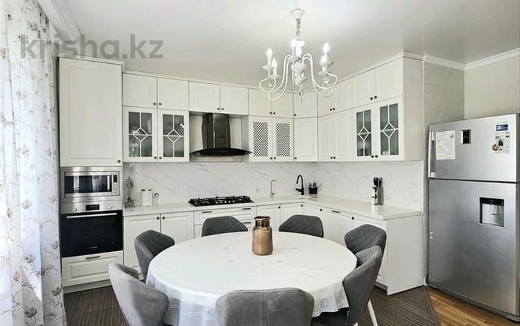 4-комнатная квартира · 129.8 м² · 4/5 этаж, мкр Думан-2 9 за 95 млн ₸ в Алматы, Медеуский р-н — фото 3