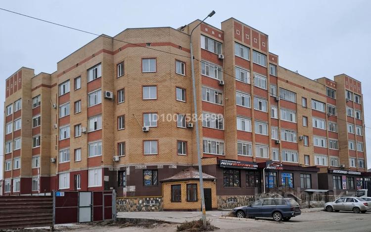 1-бөлмелі пәтер · 51 м² · 3/5 қабат, Ескі қала, Бурабай 13 — Жанкожа батыра, бағасы: 19.5 млн ₸ в Актобе, Старый город — фото 12