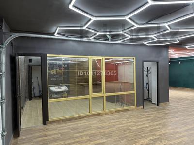Свободное назначение, офисы, магазины и бутики, склады, азс, автосервисы и автомойки · 230 м² за 42.5 млн 〒 в Астане, Алматы р-н