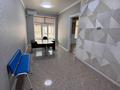 Офисы, кабинеты и рабочие места · 48 м² за 310 000 〒 в Актау, 16-й мкр  — фото 2
