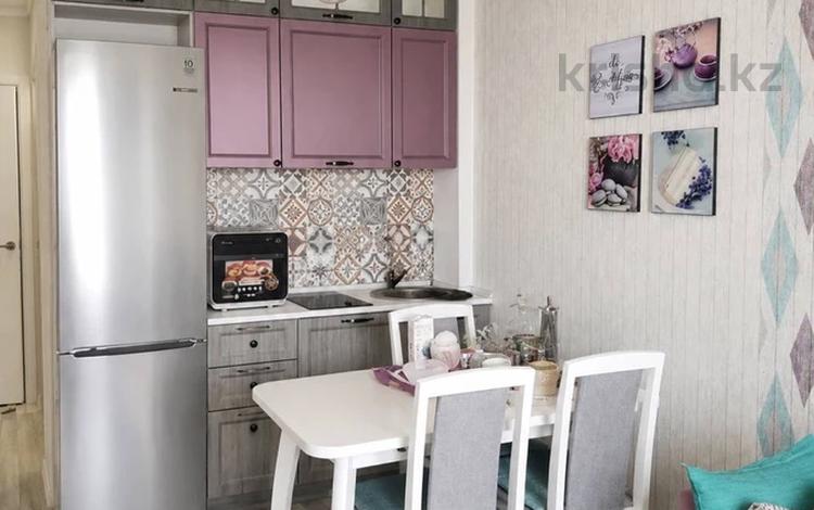 2-комнатная квартира · 40 м², Аль Фараби за 250 000 ₸ в Астане, Есильский р-н — фото 35