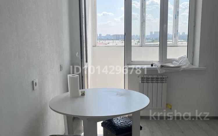 1-комнатная квартира · 44 м² · 10/17 этаж, Кудайбердыулы — 7 поликлиника за 220 000 ₸ в Астане, Алматы р-н — фото 2