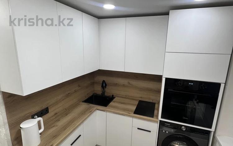 3-комнатная квартира · 53 м² · 4/5 этаж, Амре Кашаубаева 18/1 — Площадь Ушанова за 23 млн 〒 в Усть-Каменогорске — фото 2