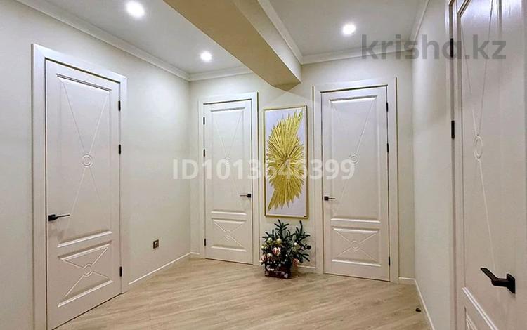 5-комнатная квартира · 140 м² · 2/7 этаж, Жансугурова 6 за 69 млн ₸ в Атырау — фото 2