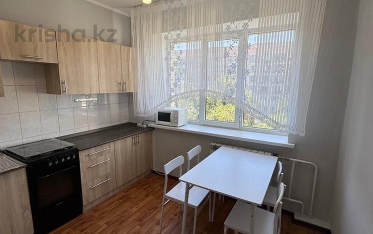 2-комнатная квартира · 60 м² · 5/5 этаж, Навои 310 — Биржана за 300 000 ₸ в Алматы, Бостандыкский р-н — фото 2