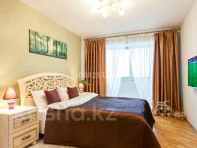 2-бөлмелі пәтер, 70 м², 18 қабат тәулігіне, Достык 5 — Сауран, бағасы: 15 000 〒 в Астане, Есильский р-н