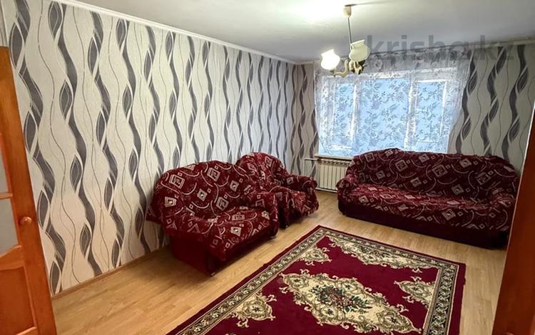 3-комнатная квартира · 65 м² · 5/5 этаж, Самал 22 за 150 000 ₸ в Талдыкоргане, мкр Самал — фото 2