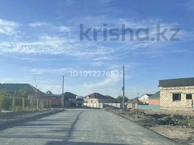 Участок · 8 соток, Б.Жонбаев 51 — Возле школы 268 и садика за 4.5 млн ₸ в Махамбетах