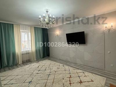 3-бөлмелі пәтер · 103 м² · 5/6 қабат, мкр. Алтын орда 3Г — Мустафа Шокая 11, бағасы: 35 млн ₸ в Актобе